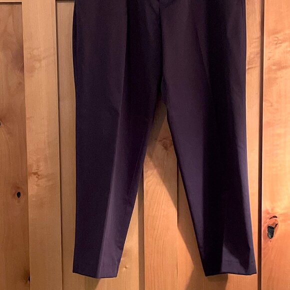 Men's Wrinkle-Free Double L® Chinos, Natural Fit, Plain Front, 42W, tall - Picture 2 of 5